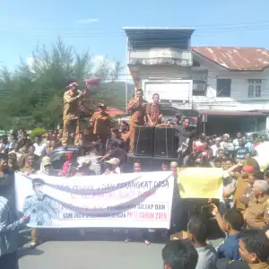 Alasan Kepala Desa di Aceh Tenggara Geruduk Gedung DPRK 
