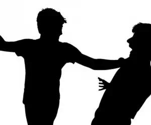 Diduga Jadi Korban Penganiayaan, Kuasa Hukum Denny Bantah Pasang Bendera PKS di Pagar Masjid