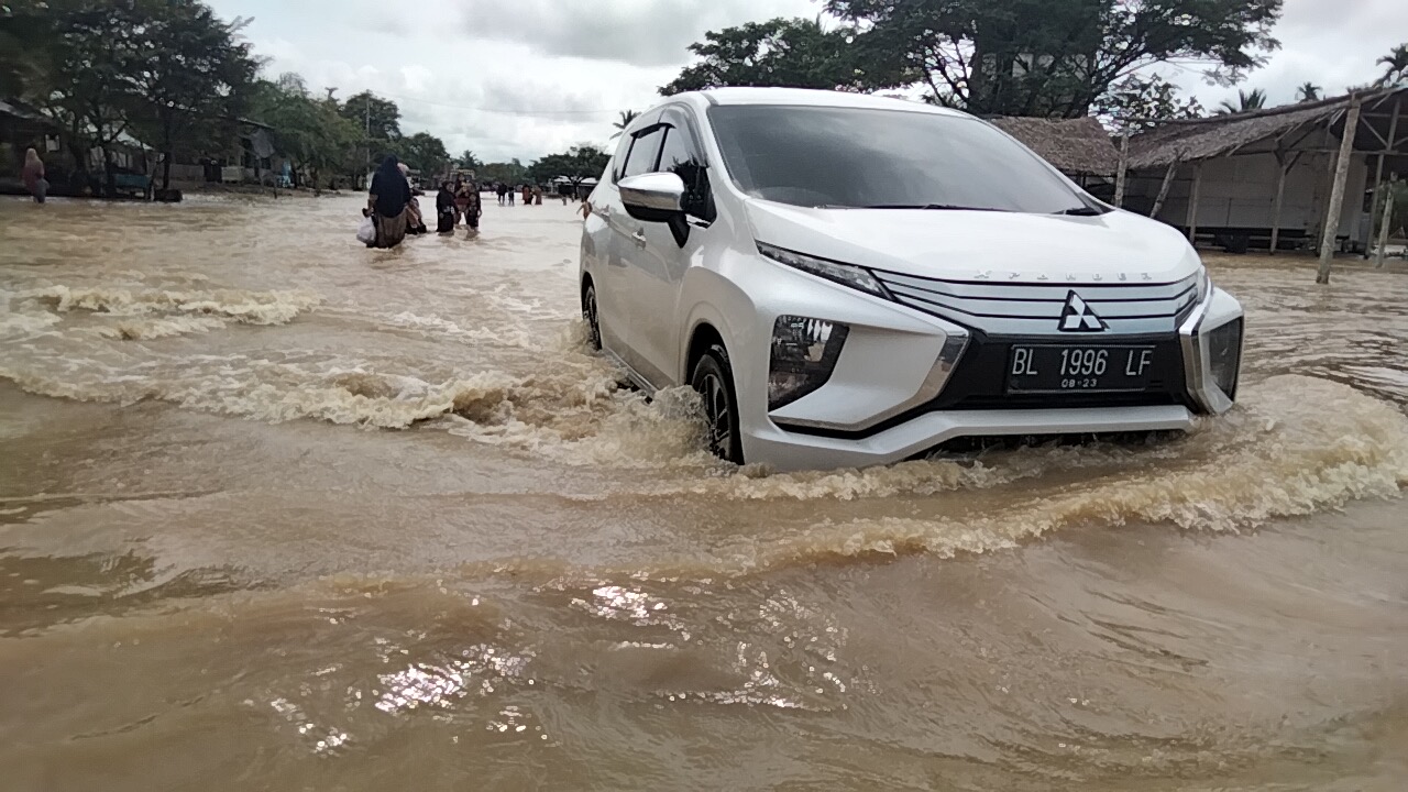 Banjir Aceh Utara, Ruas Jalan Hanya Bisa Dilintasi Roda Empat