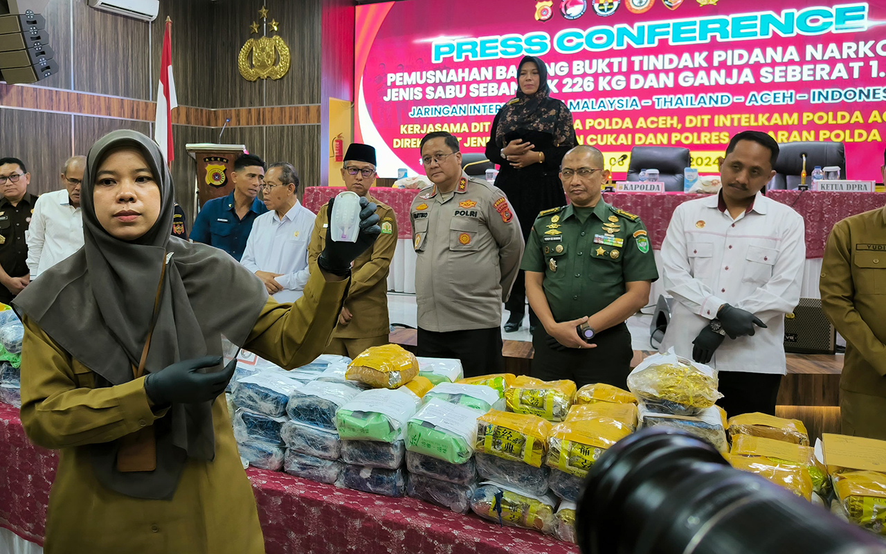 Foto: Pemusnahan 1,2 Ton Ganja dan 226 Kilogram Sabu