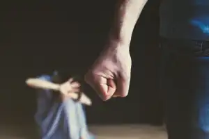 Ayah Tiri Diduga Siram Air Baterai ke Dua Anak di Lhokseumawe, Satu Jalani Operasi