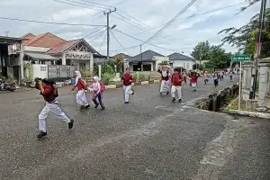 Ratusan Siswa Ikuti Simulasi Evakuasi Bencana Tsunami di Banda Aceh