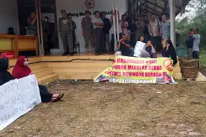 Sekelompok Warga Desa Suak Nie Usir Pengungsi Rohingya dari Tempat Penampungan