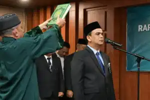 Dirut Bank Aceh Syariah, Muhammad Syah Diberhentikan