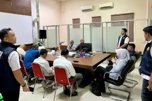 Penyidik Serahkan Tersangka Kasus Korupsi RS Regional Aceh Tengah ke Jaksa