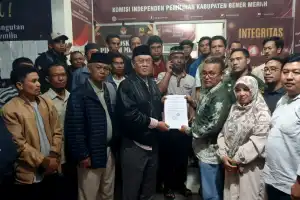 Tagore-Armia Serahkan Berkas�Dukungan Independen ke KIP Bener Meriah