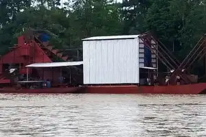 Kantor Imigrasi Meulaboh Ungkap Ada 11 TKA Cina yang Bekerja di Kapal Pengeruk Emas