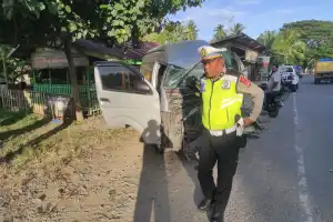 Mopen Hantam Truk di Pidie, Seorang Penumpang Meninggal Dunia