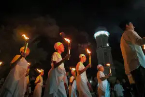 Pawai Obor Semarakkan Malam Takbir Idul Adha di Banda Aceh