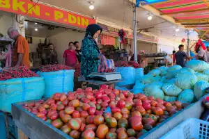 Harga Bawang Merah dan Putih Turun di Banda Aceh