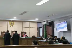 Tiga Terdakwa Korupsi Lahan Zikir Nurul Arafah Mulai Disidangkan