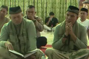 Paslon Tunggal Bupati Aceh Utara Ayahwa-Tarmizi Panyang Ikut Tes Baca Alquran