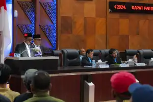 Cagub-Cawagub Aceh Paparkan Visi dan Misi di DPRA
