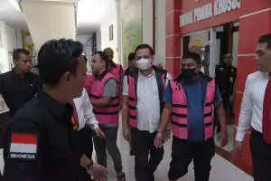 Kejati Tahan Ketua BRA atas Dugaan Korupsi Budidaya Ikan Kakap