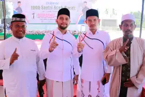 Demi Dukung Tarsa, Imam Masjid Agung Baitul Makmur Aceh Barat Mengundurkan Diri dari Jabatan