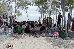 Puluhan Pengungsi Rohingya Mendarat di Aceh Timur, Enam Tewas