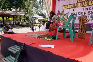 Ratusan Siswa SD dan SMP Ikuti Festival Tunas Bahasa Ibu