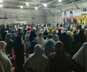 Dukungan Masyarakat untuk Pasangan AmRi Terus Mengalir