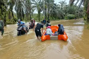 Pj Gubernur Aceh: Jika Seluruh Gampong Paham Pengelolaan Risiko Bencana Tentu akan Sangat Baik