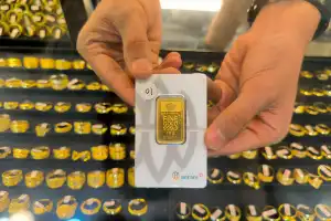 Diprediksi Tembus Rp4,5 Juta per Mayam, Masyarakat Ramai Investasi Emas