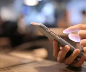 Enam Cara Mengatasi Memori Hp Penuh