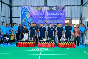 Peringati Harbak ke-79, PUPR Aceh Barat Gelar Turnamen Batminton